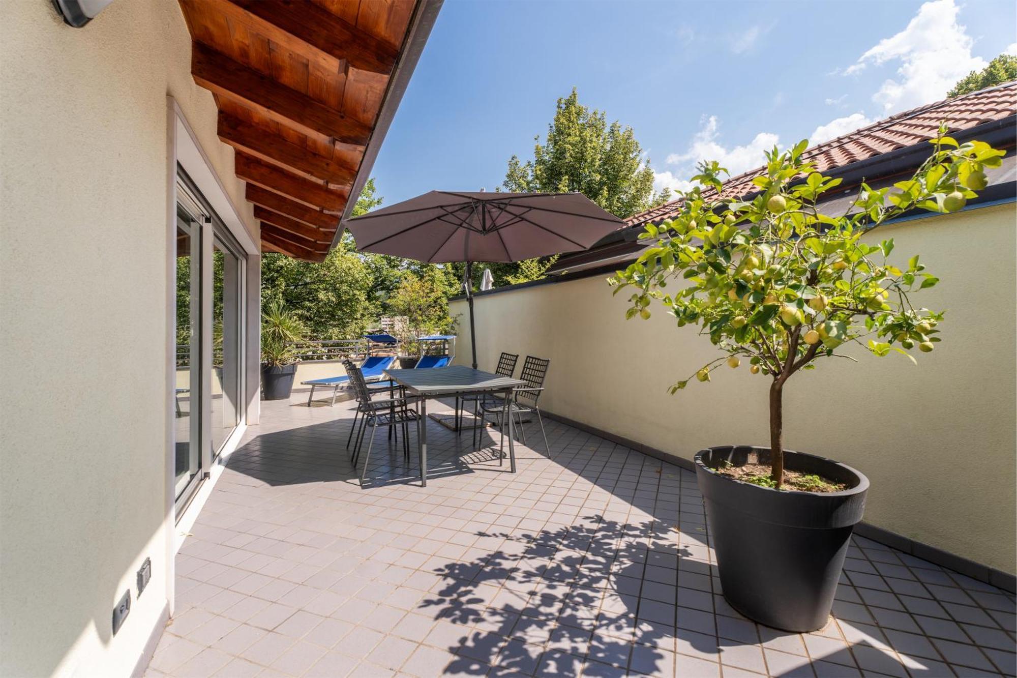 Be & Being - Katja Apartment ริวาเดลการ์ดา ภายนอก รูปภาพ